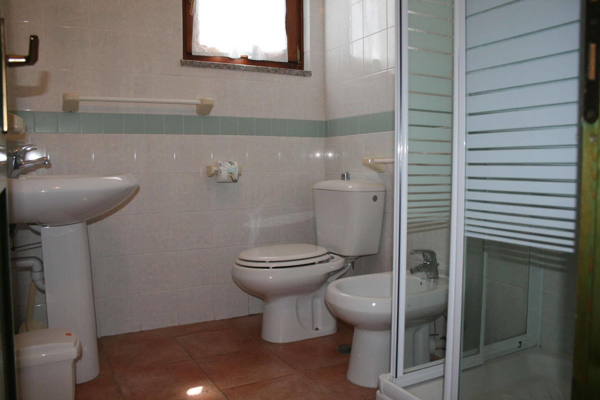 Residence Le Pavoncelle Santa Teresa Gallura Exterior foto